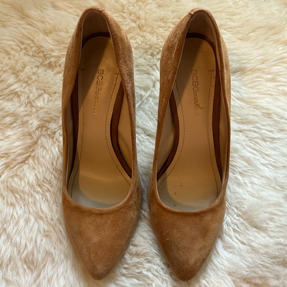 BCBG neutral heels